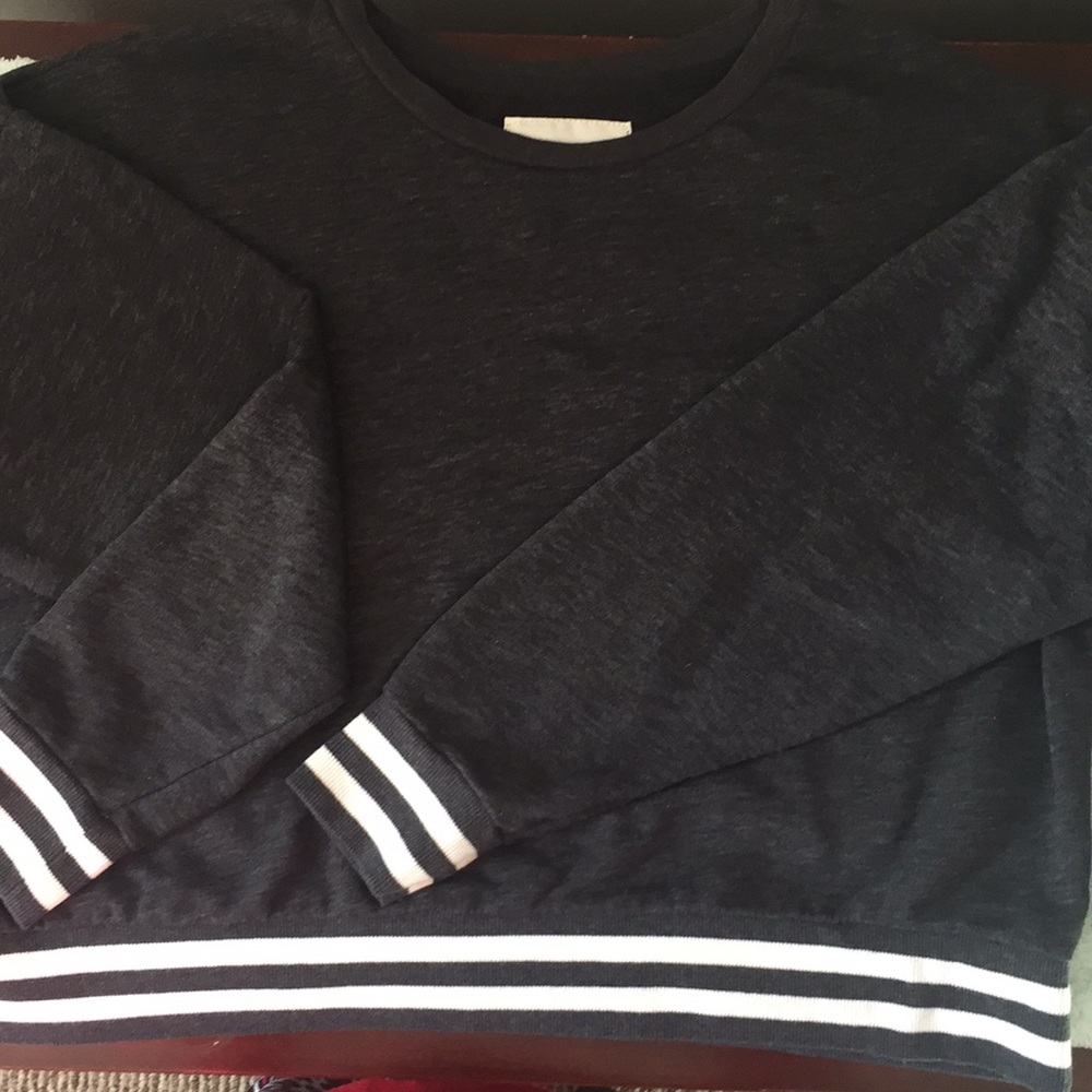 MOSSIMO SUPPLY Co. SEEATSHIRT